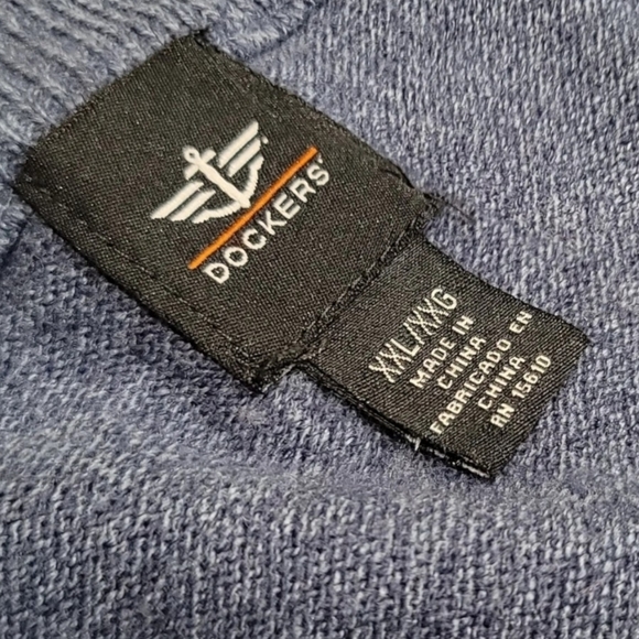 DOCKERS Men's XXL Pullover, Round Neck Sweater Blue designs, Long Sleeves. - Picture 9 of 10